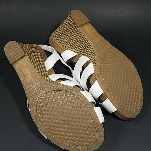 SOLD EBAY Aerosoles Sassy Plush Wedge Sandals 8 - Picture 5 of 8